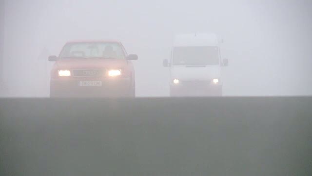 Muntenia si Moldova ingropate in ceata. Traficul, ingreunat de zapada pe mai multe drumuri nationale