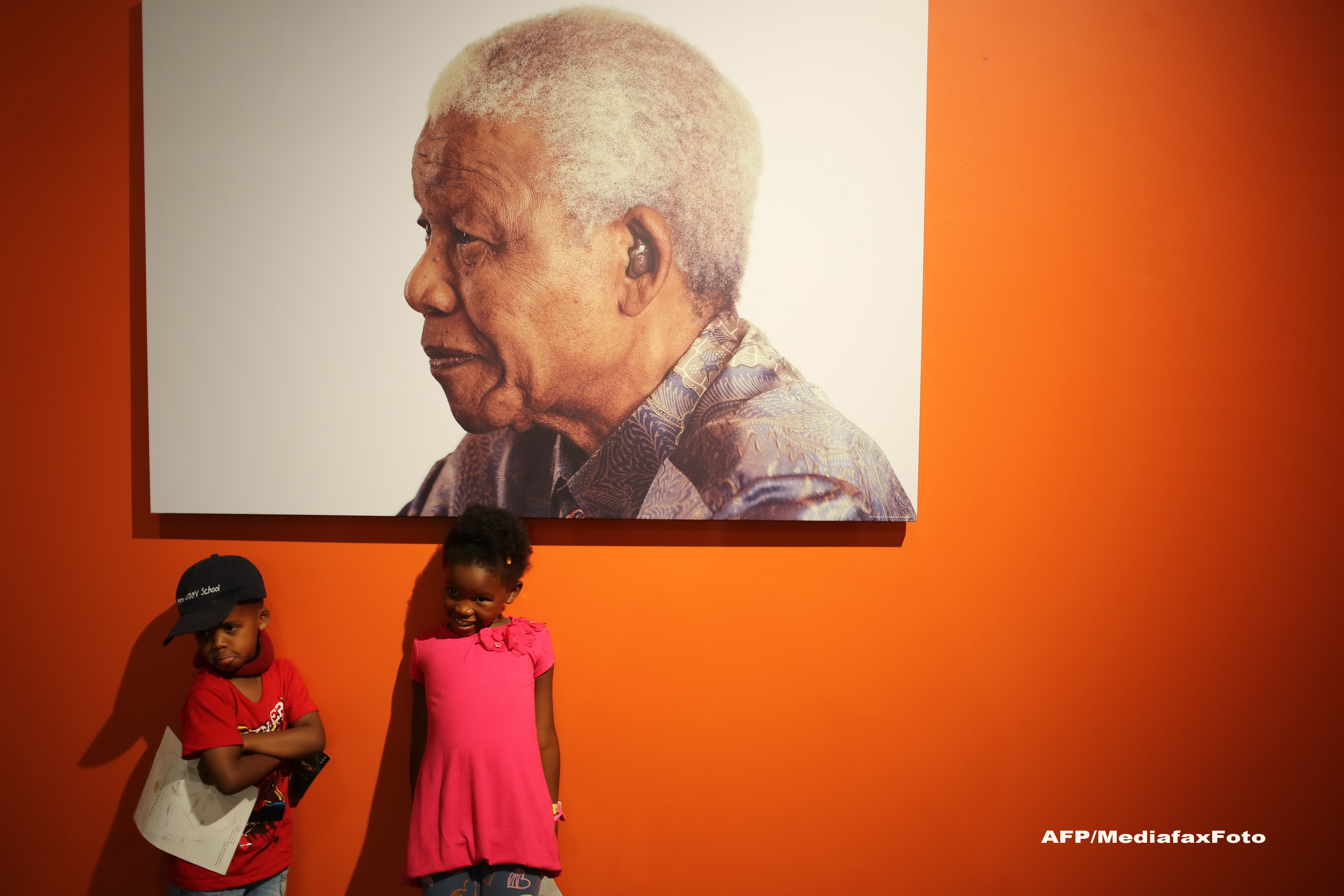 Familia fostului presedinte Nelson Mandela a rupt tacerea: 