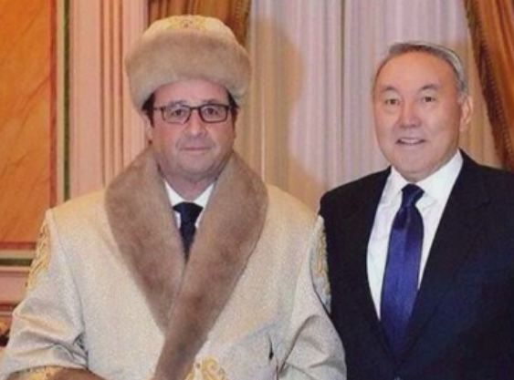 Presedintele Hollande a cerut ca aceasta poza cu el in Kazahstan sa fie stearsa imediat! 