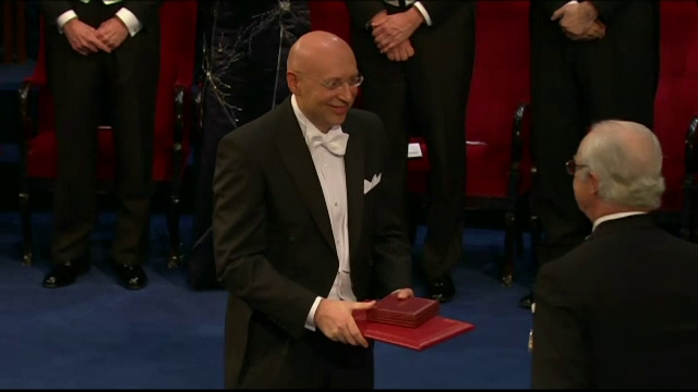 Stefan Hell, cercetatorul de origine romana, a primit miercuri premiul Nobel, in cadrul ceremoniei organizate la Stockholm