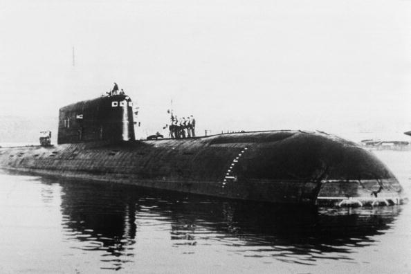 Un submarin sovietic cu propulsie nucleară emite încă radiații. Unde s-a scufundat