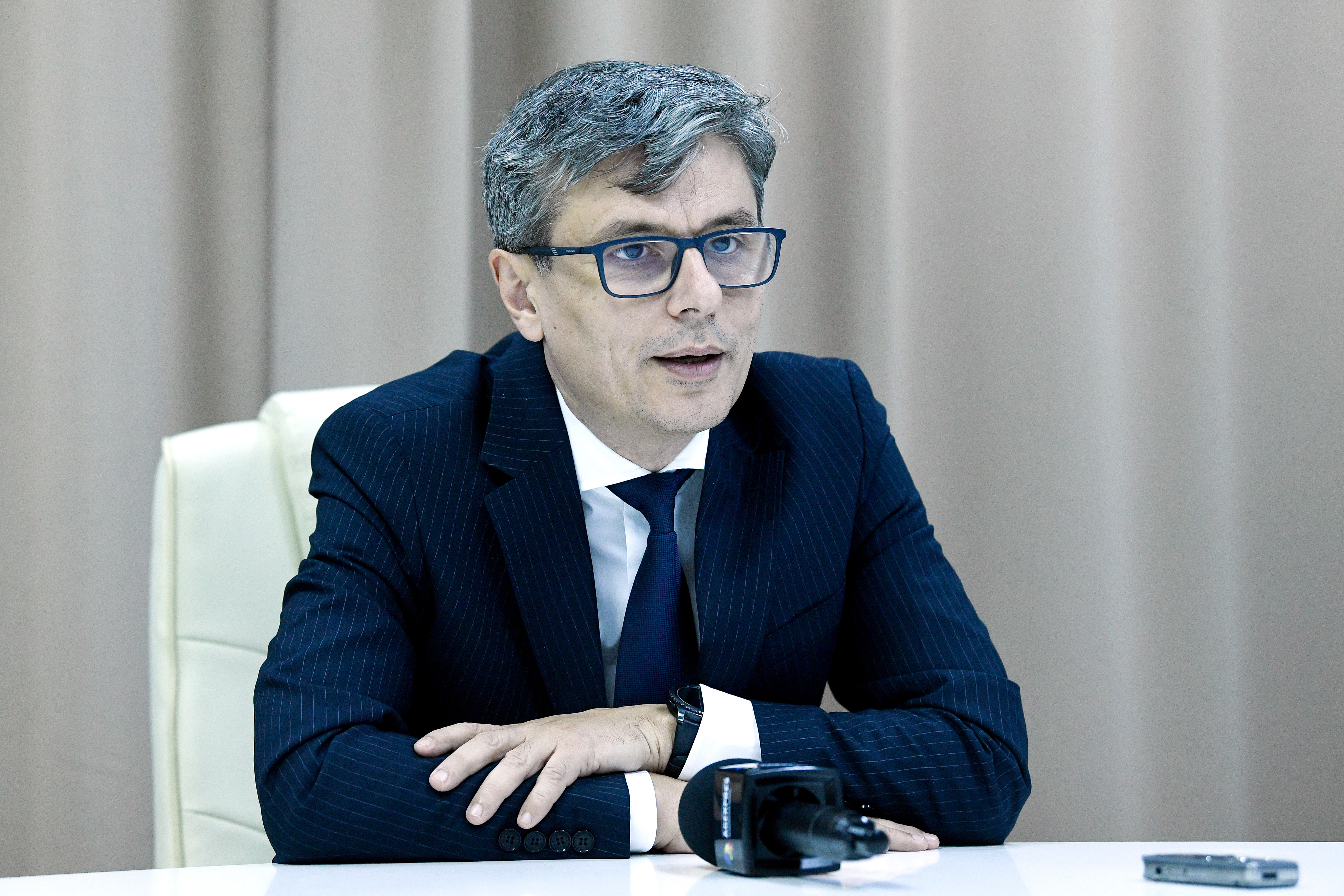Virgil Popescu, ministrul Energiei, a fost propus ca interimar la Cercetare, în locul lui Roman