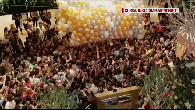 Cinci oameni au ajuns la spital în Australia, după ce s-au călcat în picioare pentru baloane cu surprize