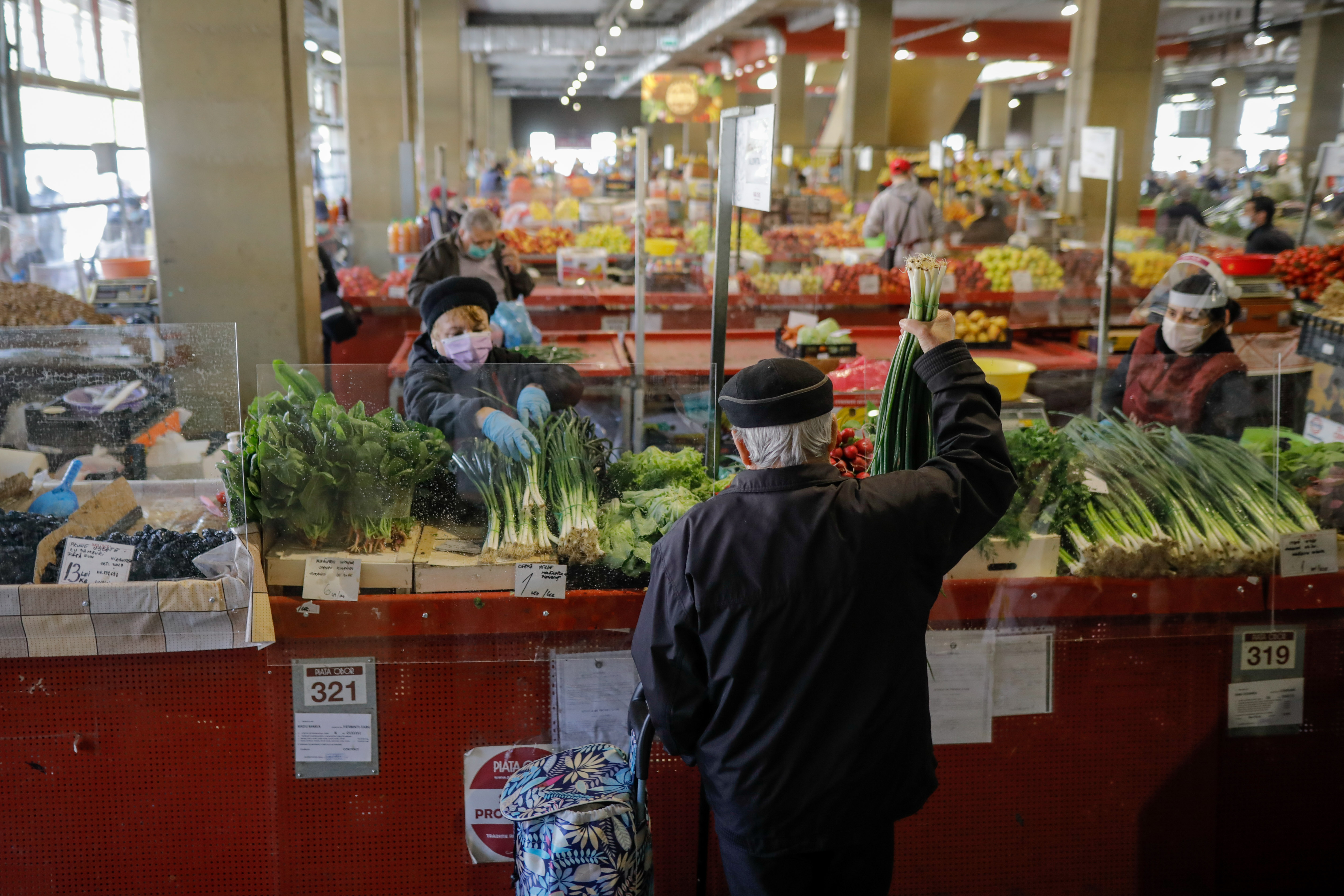 Klaus Iohannis: Piețele se redeschid de la sfărșitul săptămânii