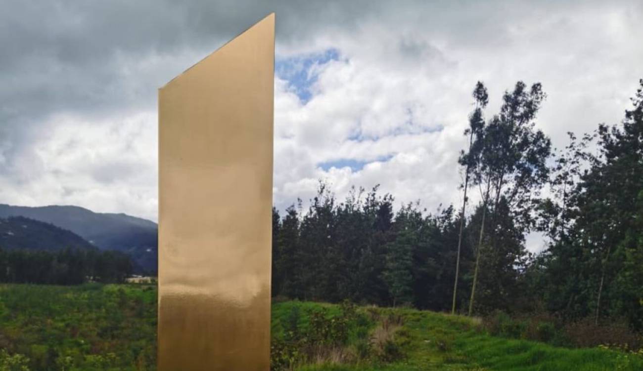Un monolit de „aur” a fost descoperit în Columbia. Ce spun localnicii. FOTO