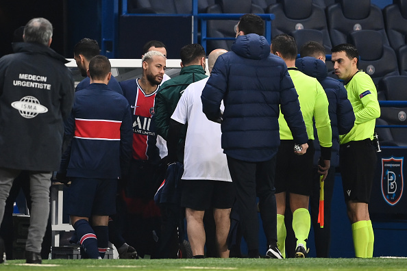 Meciul PSG - Istanbul Başakşehir, suspendat după cuvintele rasiste ale arbitrului de rezervă Sebastian Colţescu - Imaginea 5