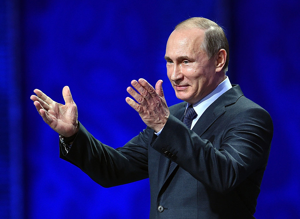 Vladimir Putin i-a îndemnat pe ruşi să se vaccineze împotriva Covid-19: „Un gest necesar”