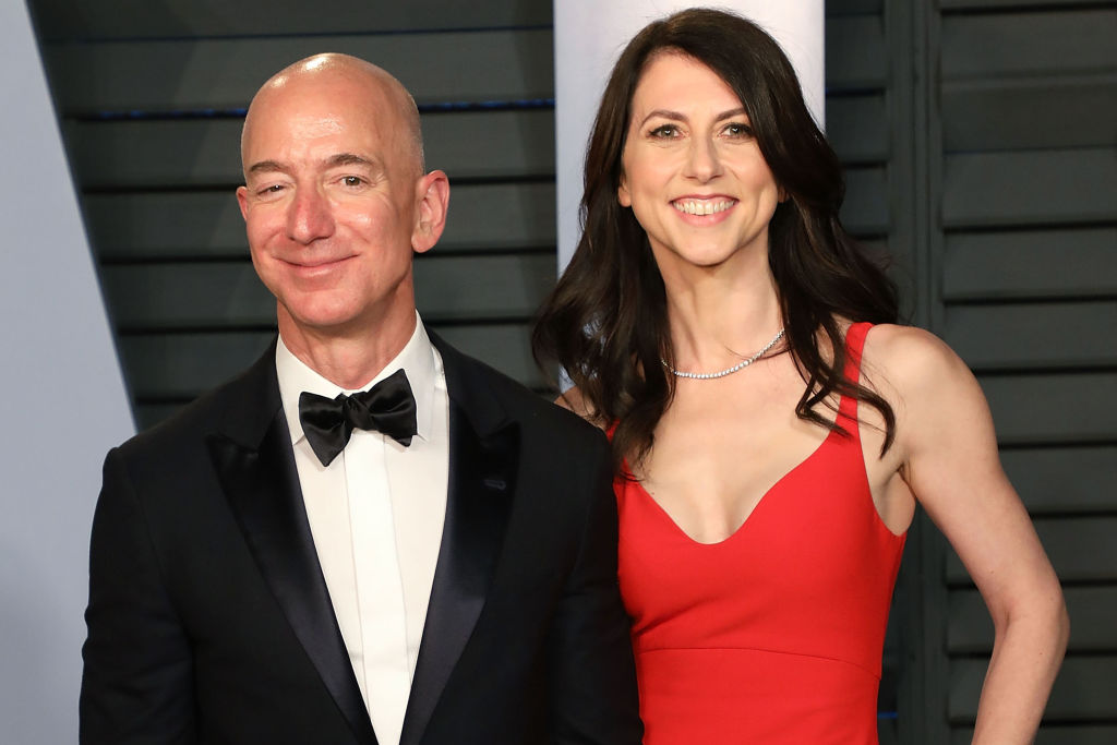 Fosta soţie a lui Jeff Bezos a donat 4 miliarde de dolari în scopuri caritabile