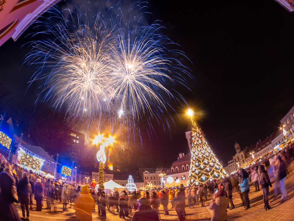 Sibiu, Iași, Constanța și Oradea organizează Revelioane ca în vremurile bune, înainte de Covid