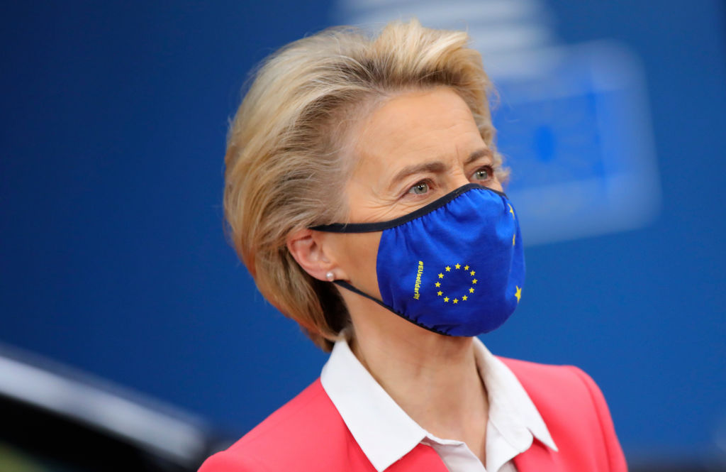 Ursula von der Leyen: UE este dispusă să discute despre renunţarea la brevetele pentru vaccinurile anti-Covid-19
