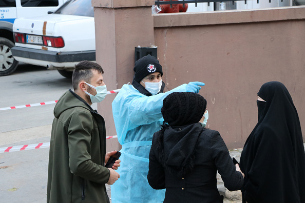 Incendiu la secția de Terapie Intensivă Covid-19 a unui spital din Turcia. Opt persoane au murit. GALERIE FOTO - Imaginea 3