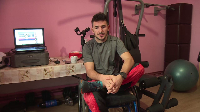 Povestea lui Florin, tânărul în scaun cu rotile care vrea să reprezinte România la Jocurile Paralimpice