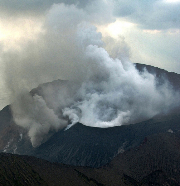Un vulcan din Islanda ar putea erupe ani de zile. Autoritățile vor să creeze o „atracţie turistică”