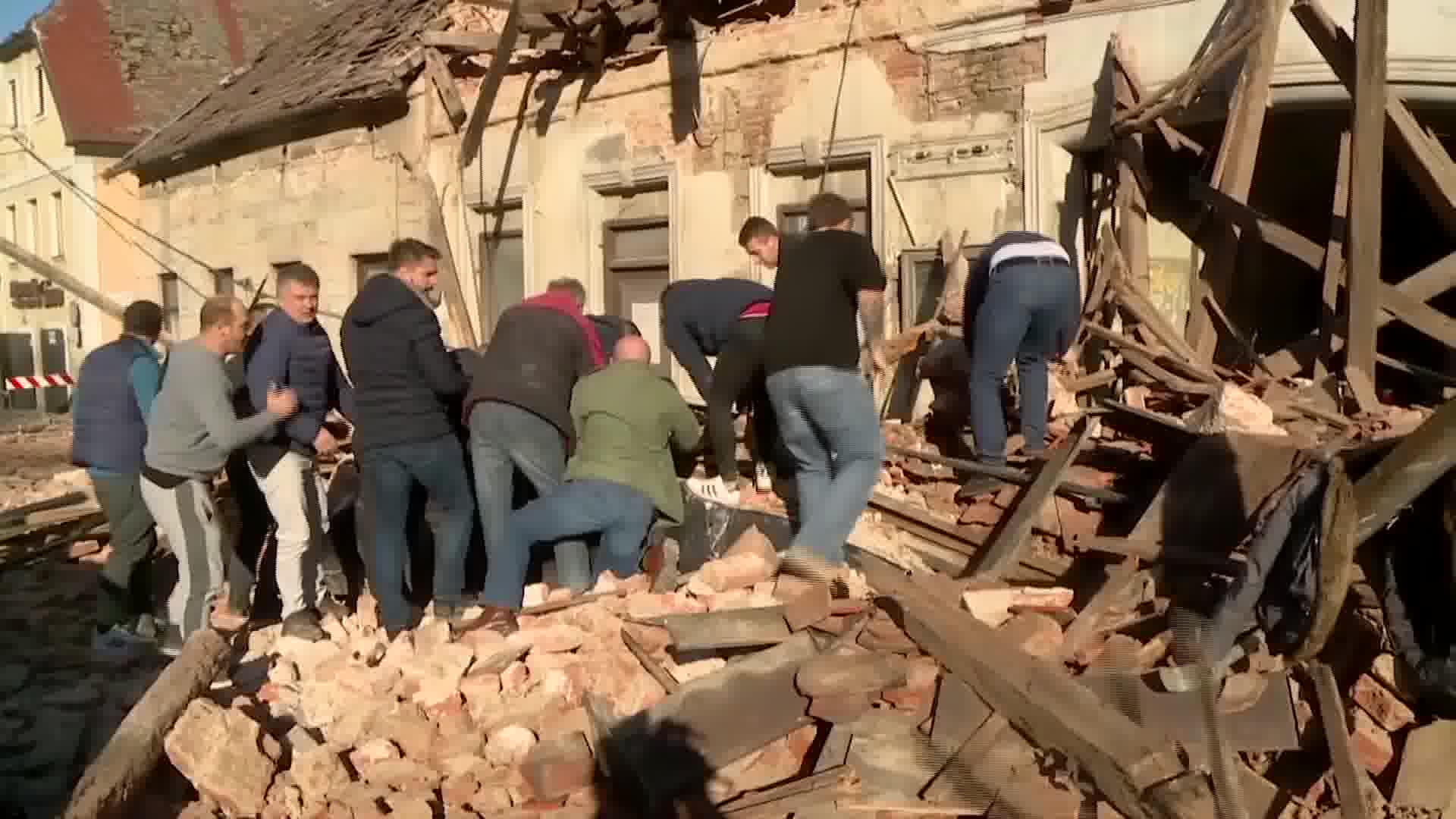 Cutremur puternic în Croația, cu magnitudinea 6,4. Cinci persoane au murit, printre care și o fetiță de 12 ani - Imaginea 3