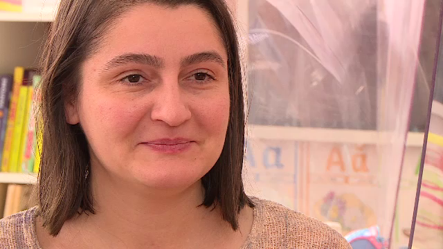 Alexandra Mitrică, învățătoarea care s-a întors în România, din Londra, pentru a-i ajuta pe copiii din zonele sărace