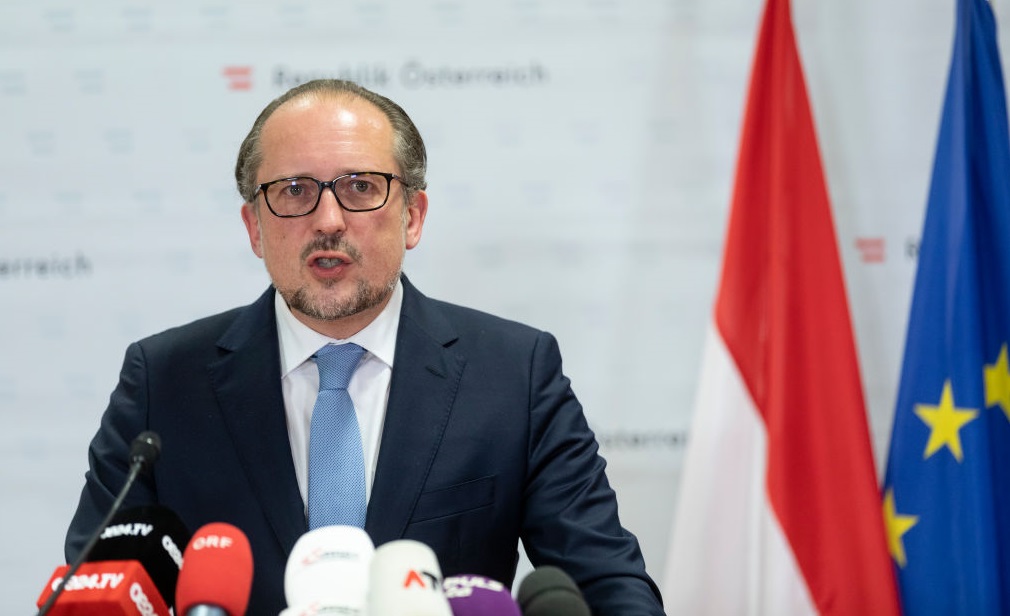 Cancelarul Austriei, Alexander Schallenberg, a anunțat că demisionează