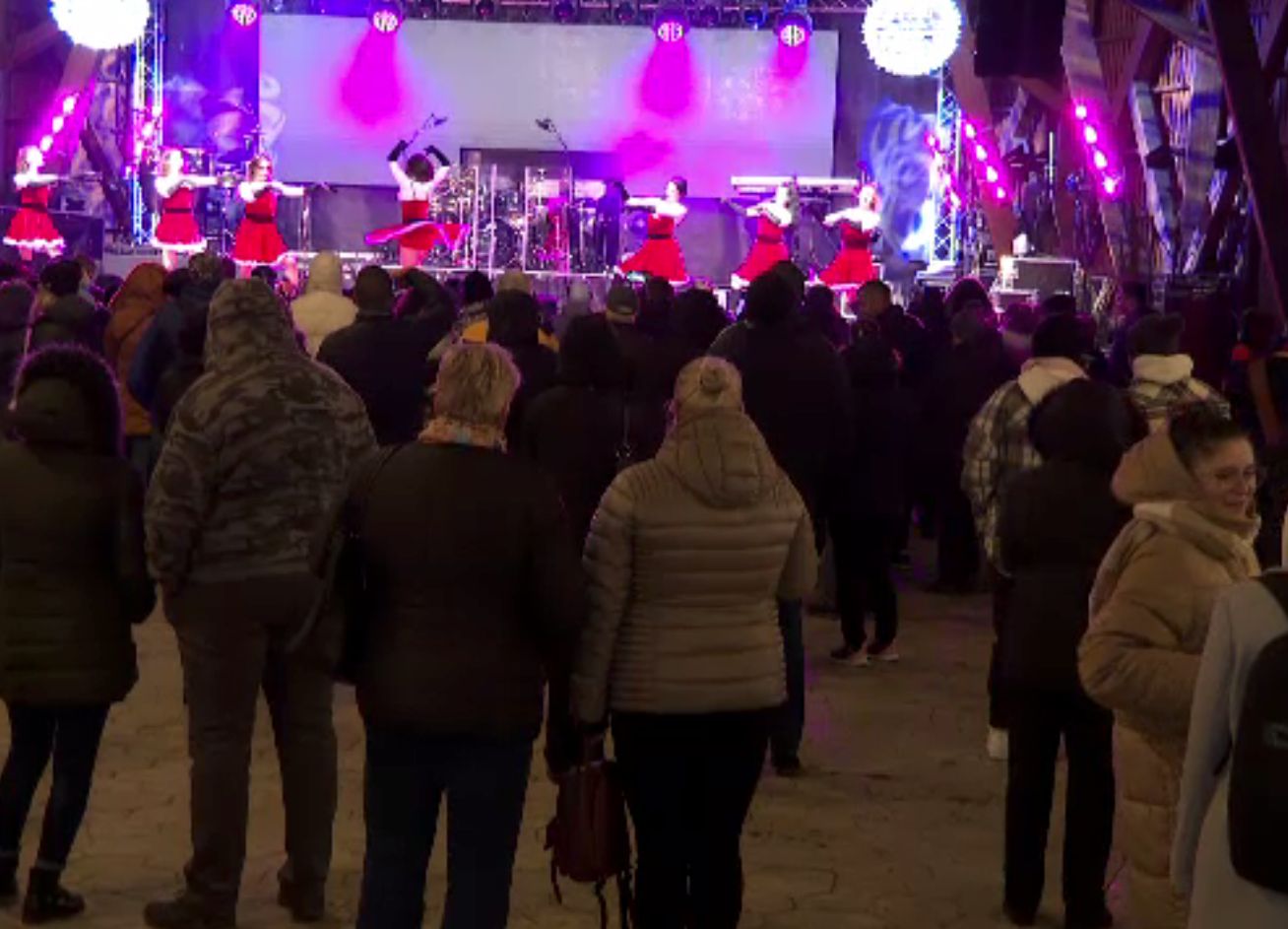 Parcul de Crăciun, inaugurat cu concerte la Muzeul Satului Bănățean din Timișoara. Vizitatorii sunt încântați