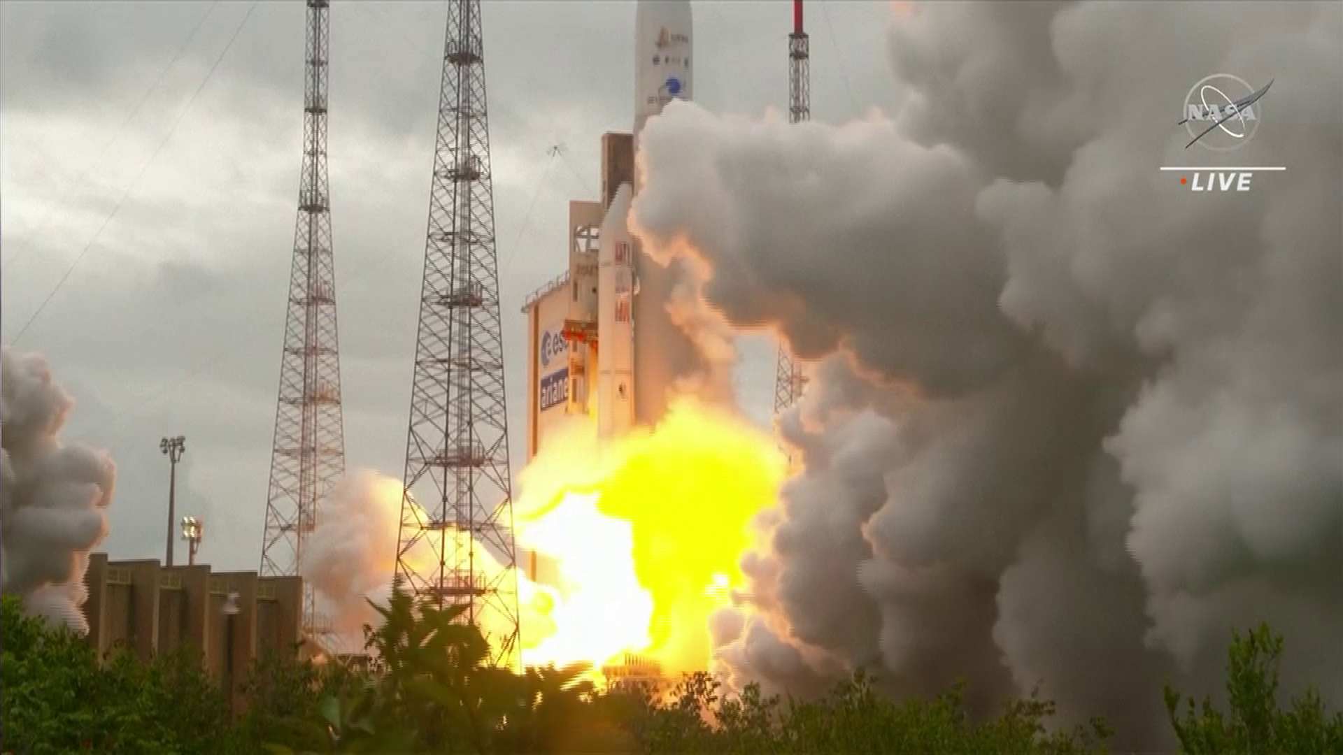NASA a lansat cu succes telescopul spaţial James Webb din Guyana Franceză. FOTO & VIDEO