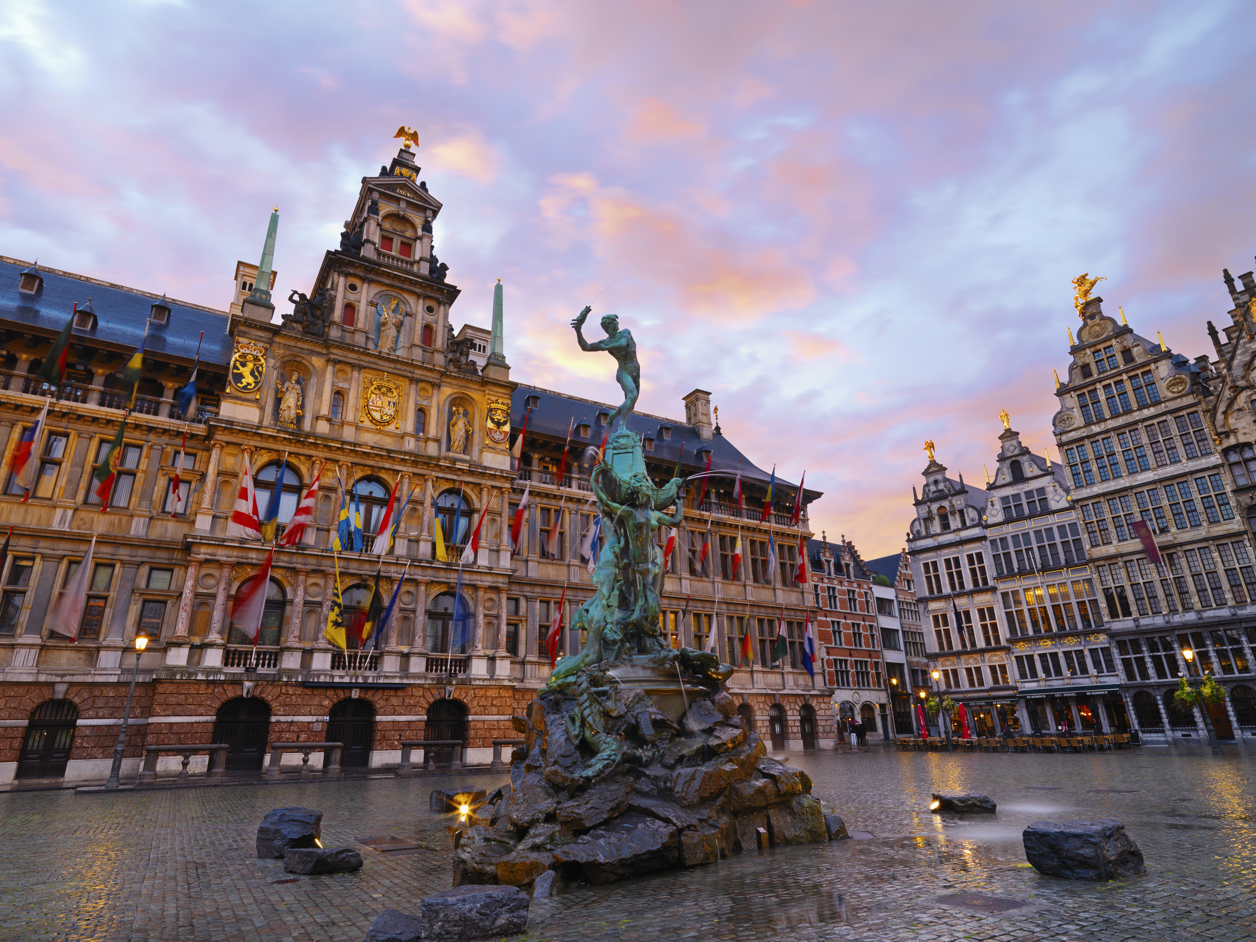 Justiţia belgiană a suspendat decizia Guvernului de a închide teatrele şi sălile de spectacol