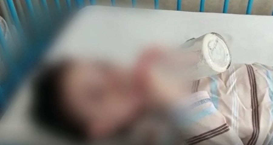 Un copil de doi ani şi jumătate a fost salvat de o intervenție chirurgicală făcută în premieră pe un pacient atât de mic