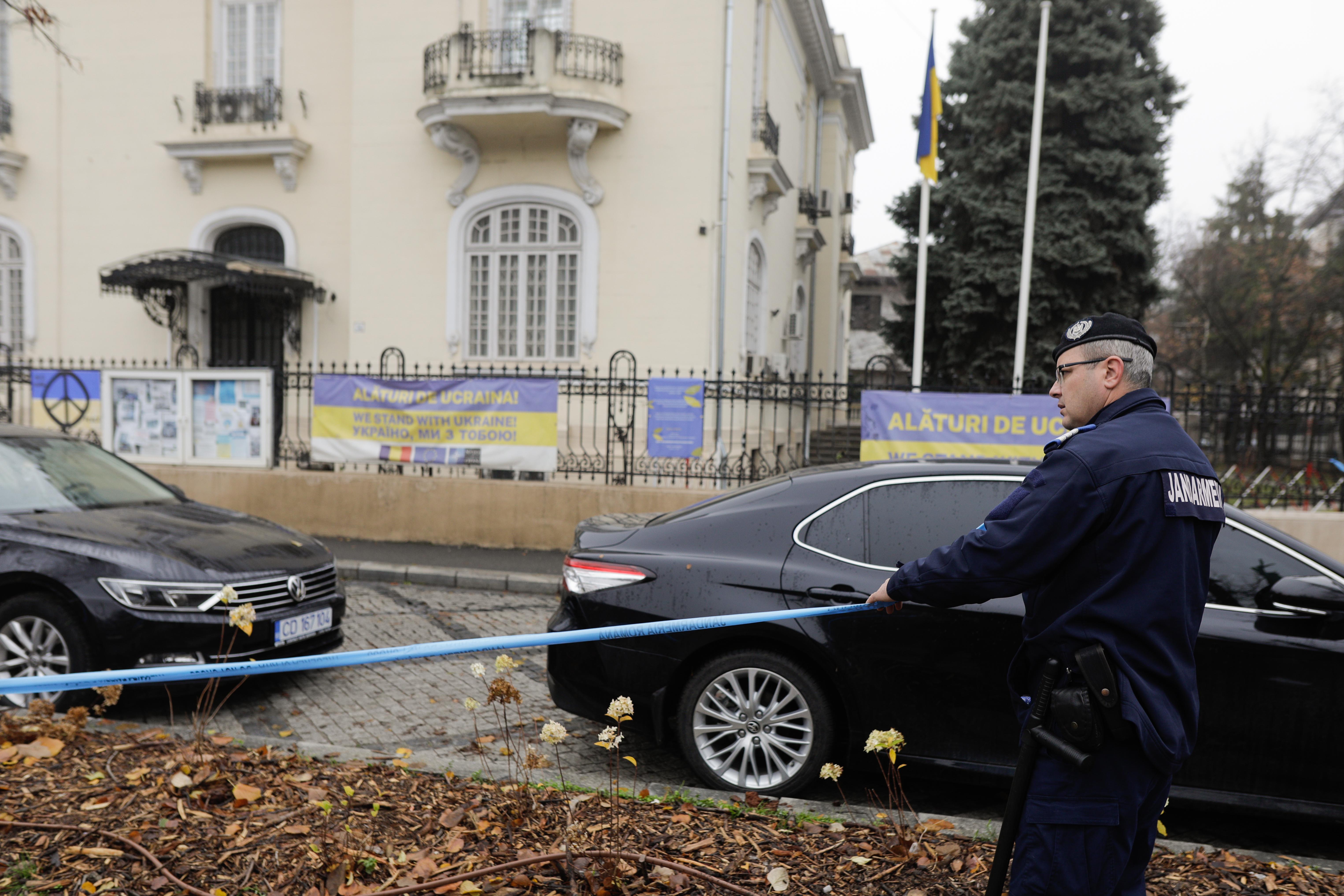Plicuri suspecte primite de Ambasada Ucrainei de la București. Campanie de atacuri în toată lumea. Reacția Ucrainei FOTO - Imaginea 2