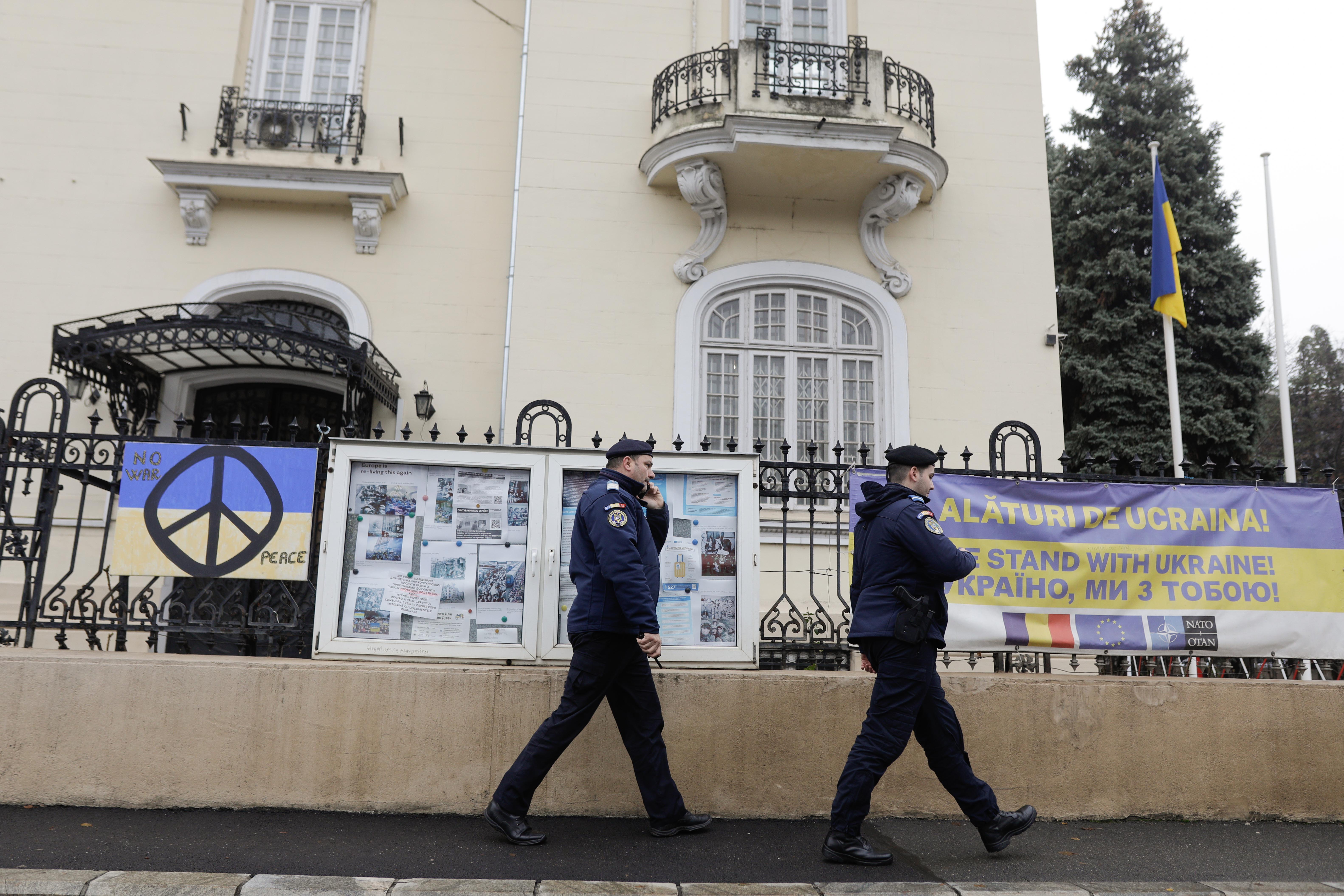 Plicuri suspecte primite de Ambasada Ucrainei de la București. Campanie de atacuri în toată lumea. Reacția Ucrainei FOTO - Imaginea 6
