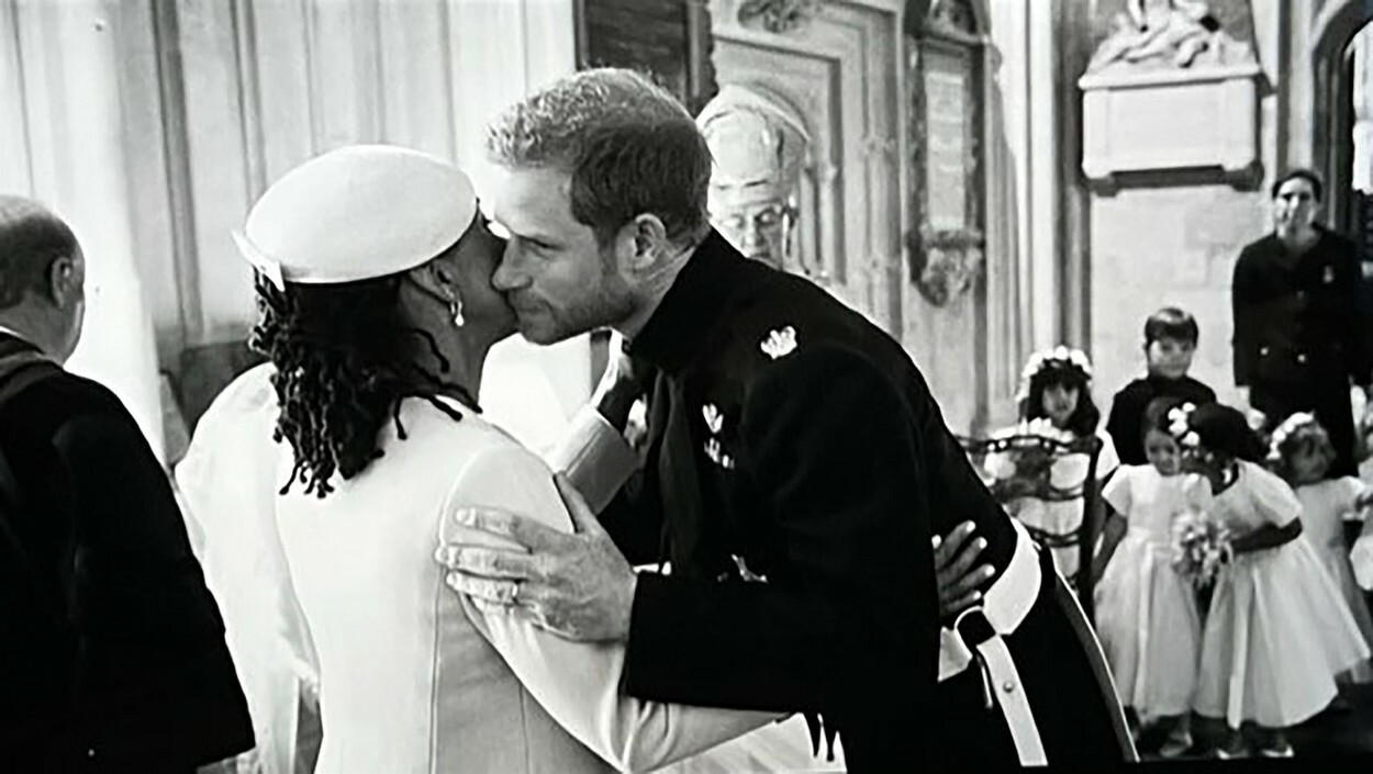Imagini nevăzute cu prințul Harry și Meghan Markle. Cuplul a făcut publice fotografii din albumul lor de familie | FOTO - Imaginea 6