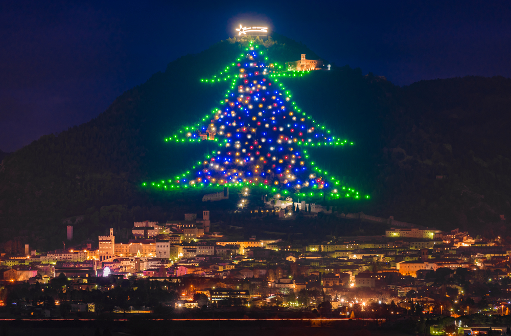 Gli alberi di Natale più belli del 2022. Dove si trovano nel mondo - Immagine 9