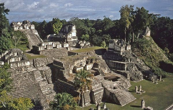 Descoperire unica in Guatemala: mormantul primului rege mayas, vechi de peste 2.000 de ani