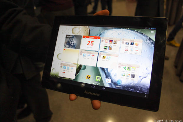 Lenovo S6000, la MWC 2013. Cum arata una dintre cele mai ieftine tablete care vor aparea in Romania