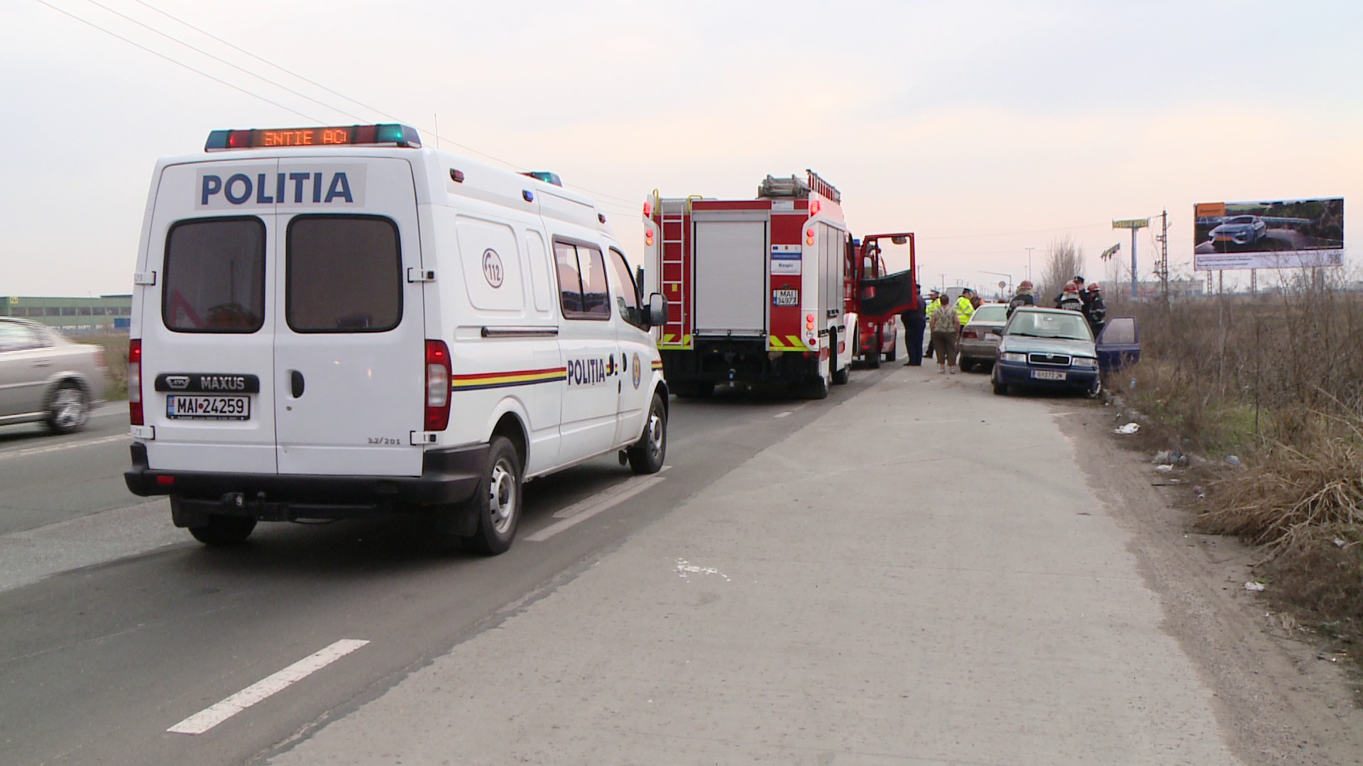 Accident pe Calea Sagului, la Timisoara. Trei masini s-au ciocnit violent, nici o persoana nu a fost ranita - Imaginea 6