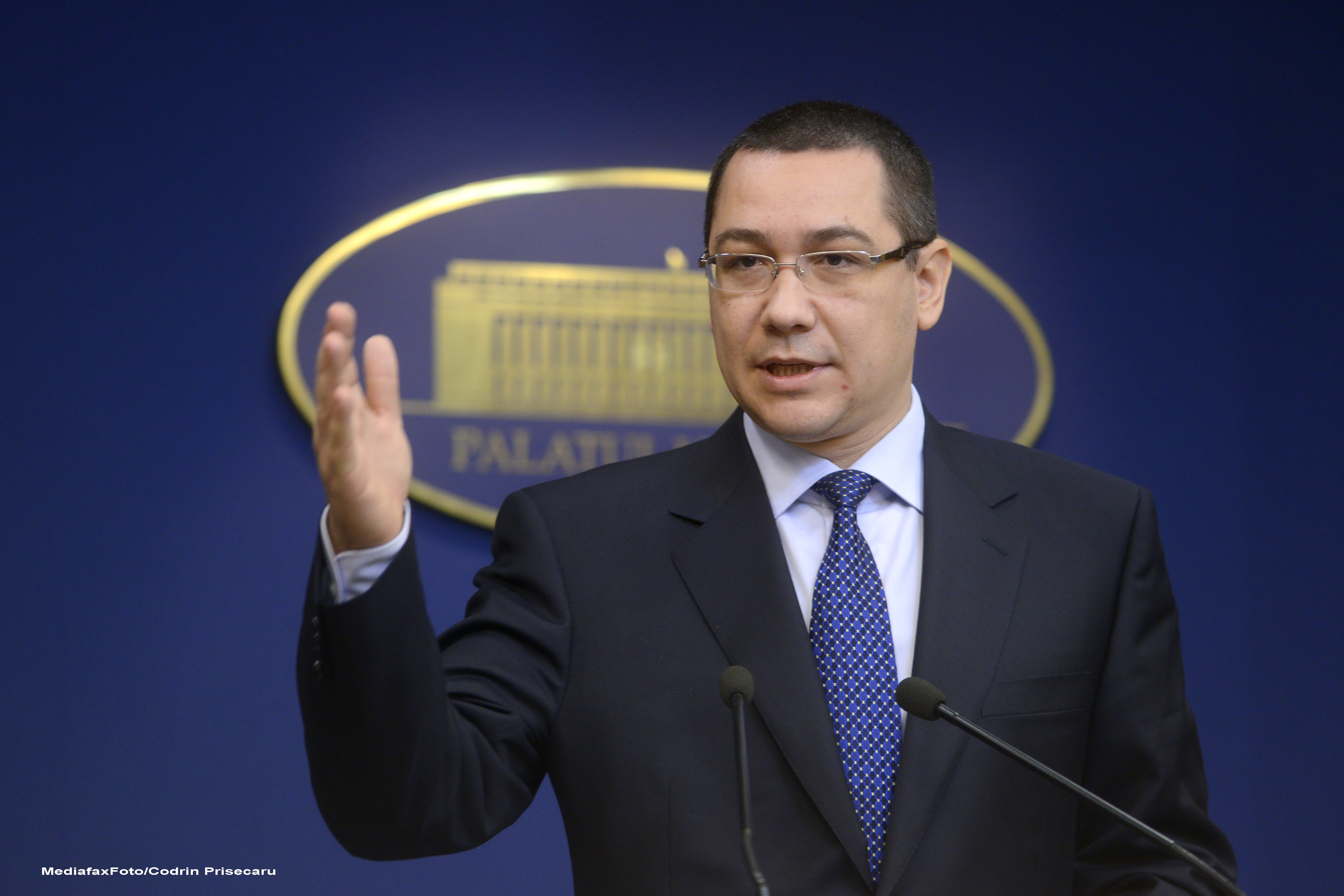 Imprumut de 4 miliarde de euro, pentru Romania. Premierul Ponta merge mai departe cu acciza pe combustibili