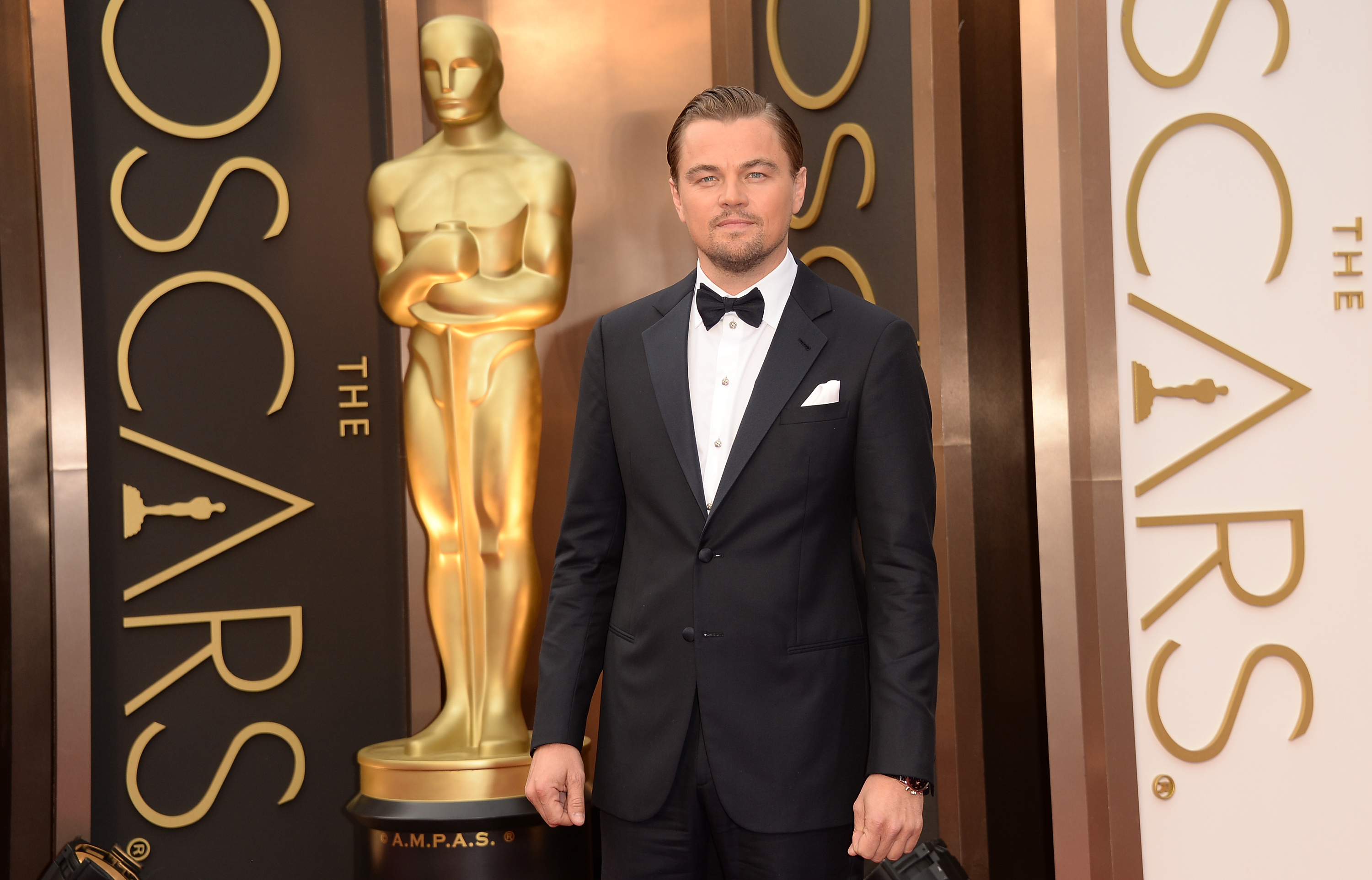 De ce merita si de ce NU merita Leonardo DiCaprio sa ia Oscarul duminica noapte