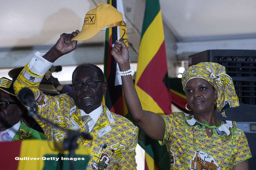 Sotia presedintelui Robert Mugabe spune ca acesta ar trebui sa candideze ca si 