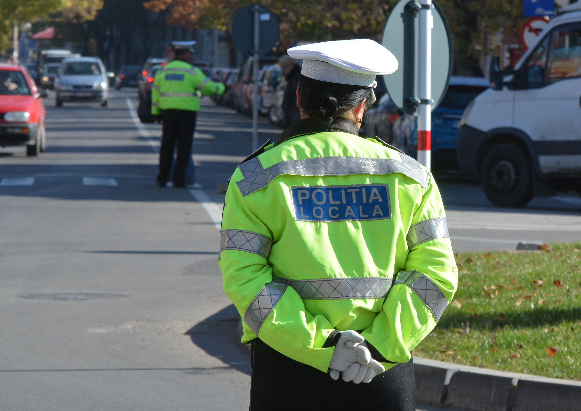 Polțiștii locali din Sectorul 1 vor restitui sumele „încasate inutil” pentru ore suplimentare în starea de urgenţă