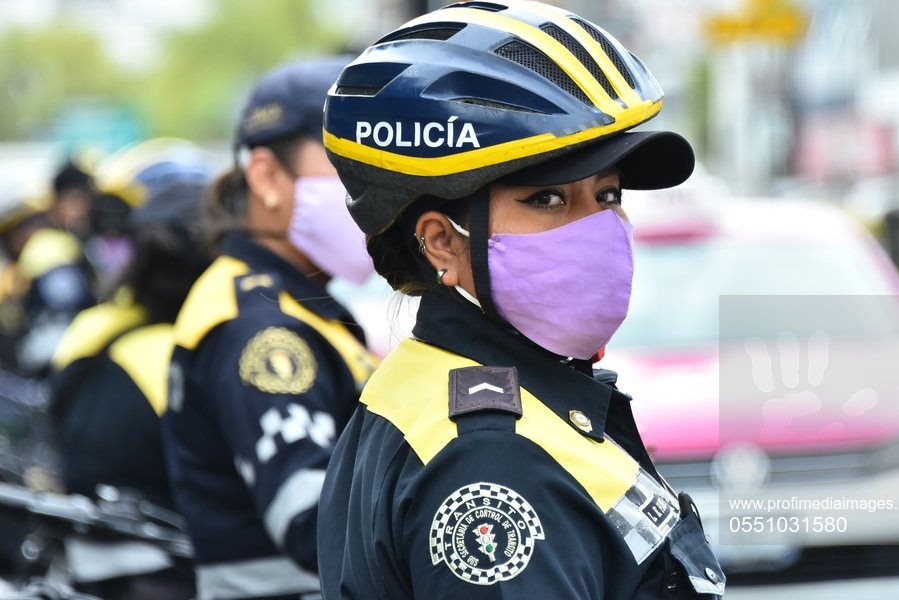 Autorităţile mexicane au blocat 79 de conturi aparţinând unei bande de infractori români