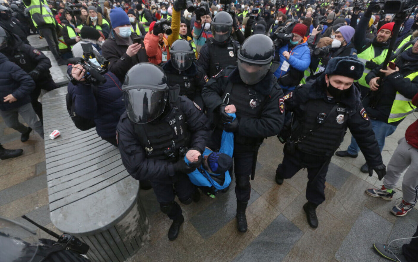 Peste 1.500 de oameni au fost arestaţi în toată Rusia în cursul protestelor organizate în sprijinul lui Navalnîi