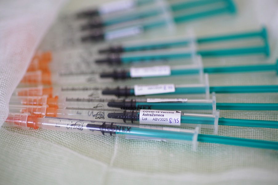 CNCAV anunță că se pot face programări pe platformă pentru vaccinarea cu AstraZeneca