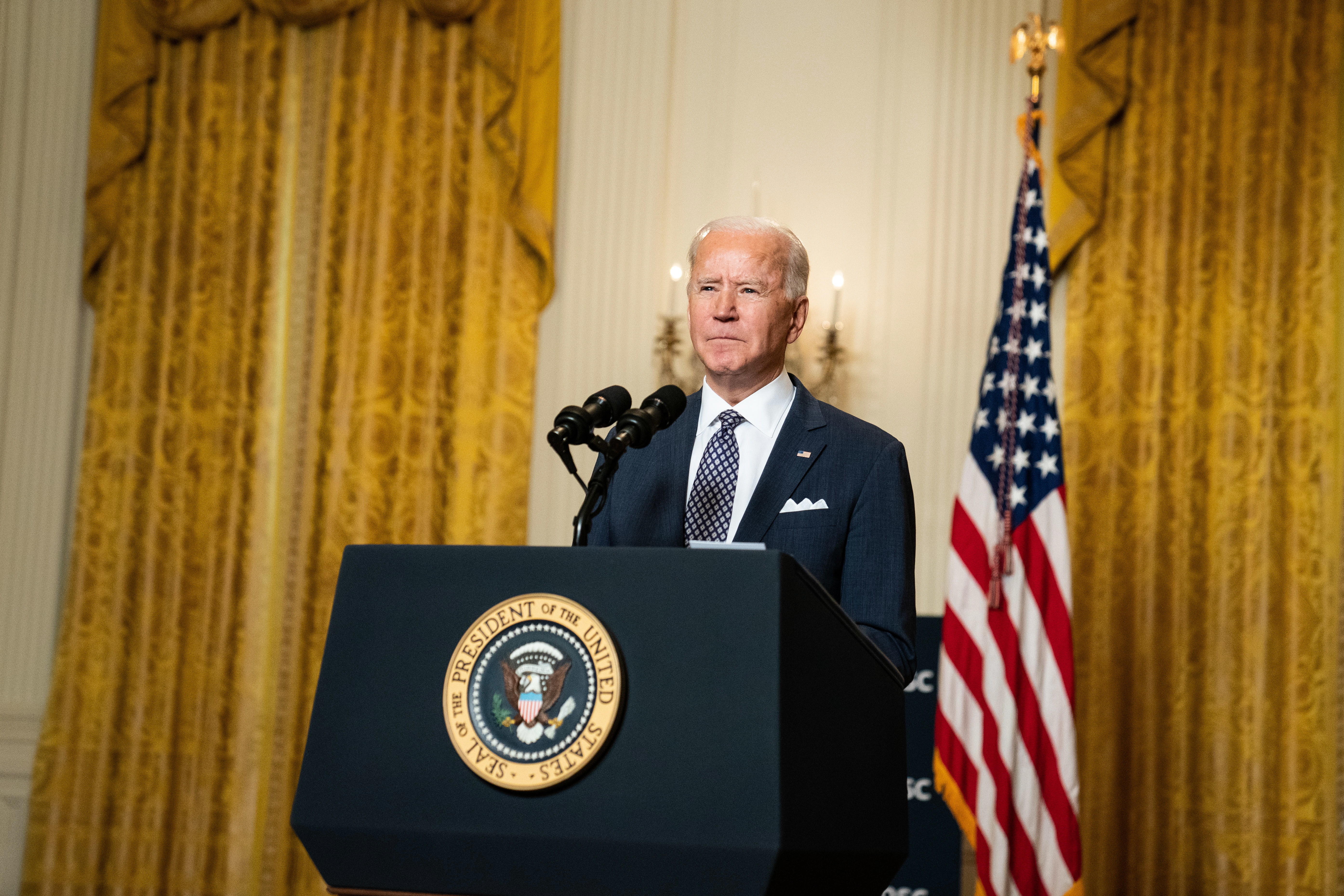 Joe Biden cere interzicerea puştilor de asalt după masacrul din Colorado