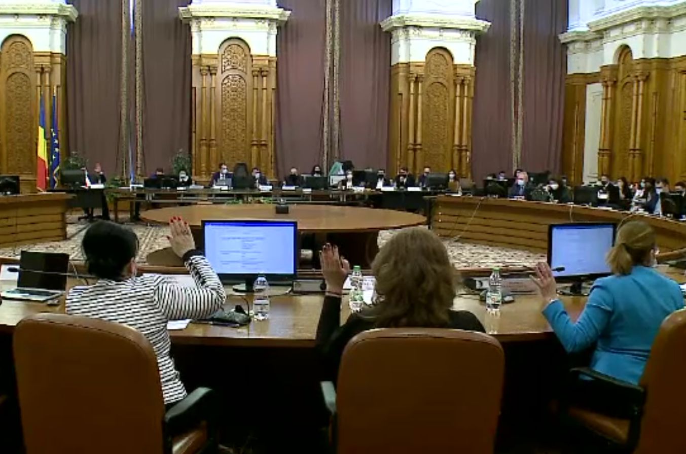 Scandal la dezbaterea bugetului în comisii. Deputat PSD: „Aţi luat bănuți de la copii”