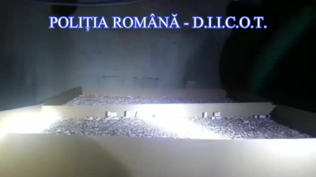 Descoperire spectaculoasă pe proprietatea unui român. Ce ascundea în subteran
