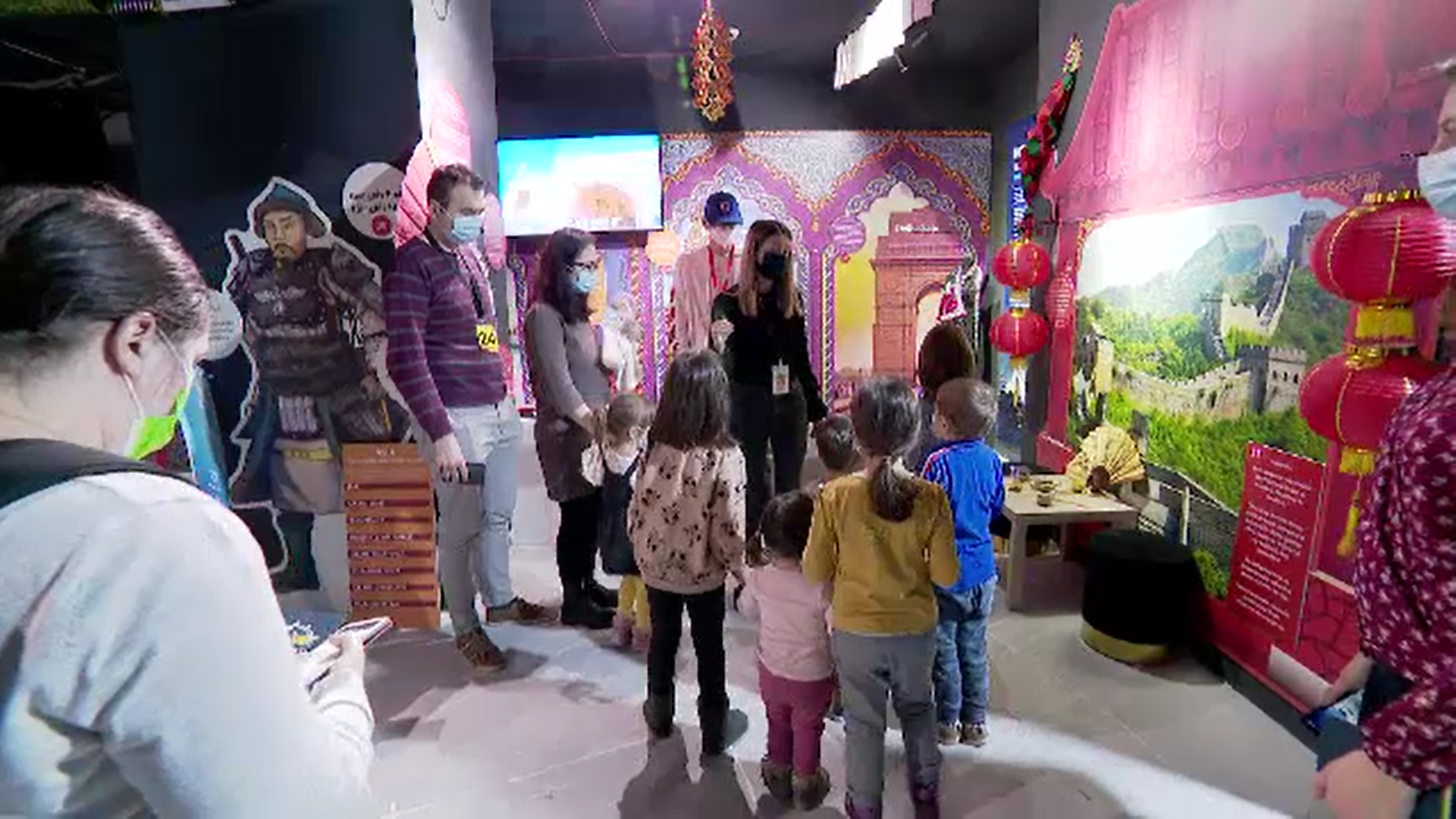 Muzeul Copiilor din București le-a pregătit celor mici o călătorie pe toate continentele