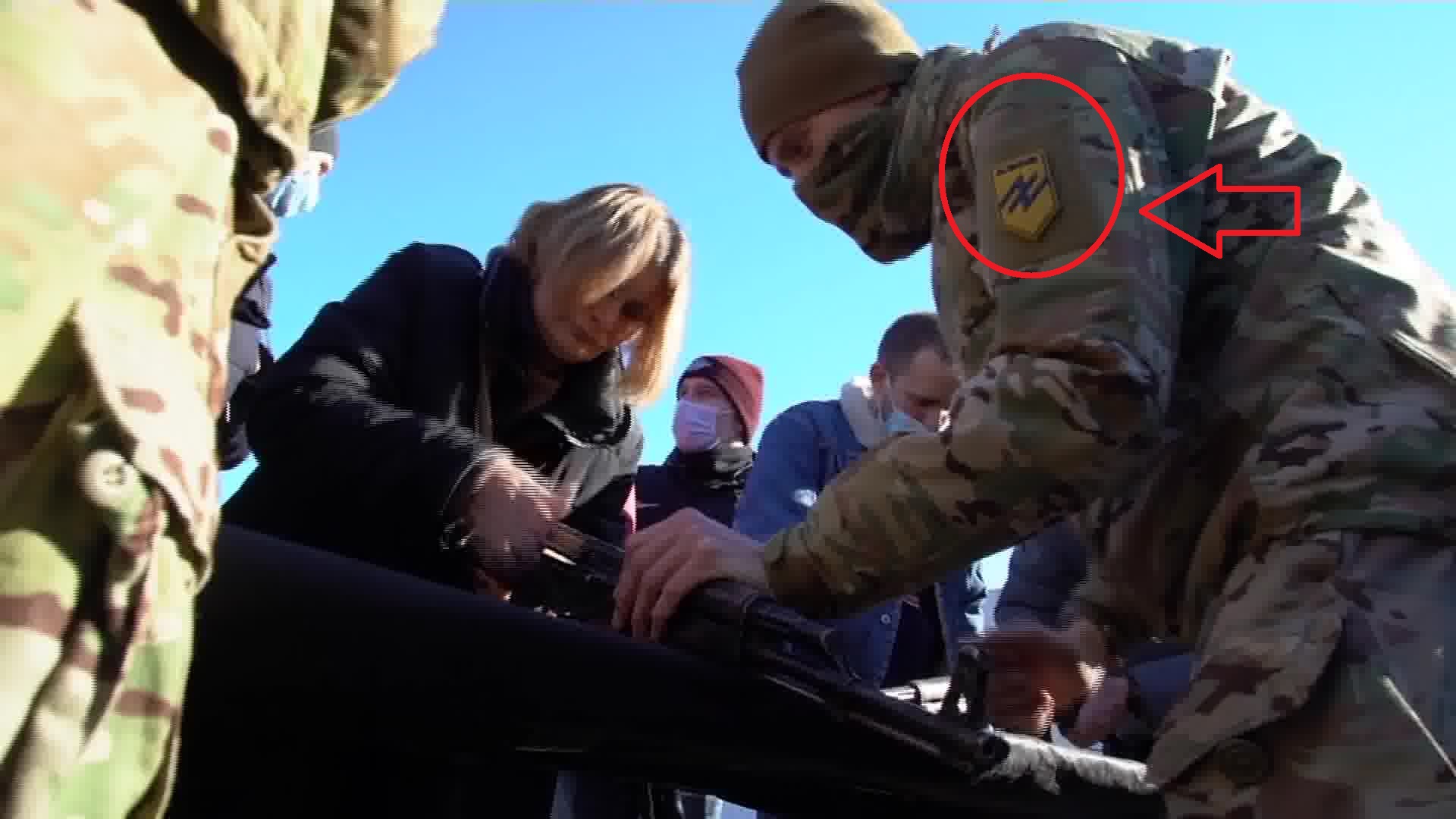 VIDEO. Ucrainenii se antrenează împotriva rușilor cu Azov, o unitate militară pro-nazistă - Imaginea 1