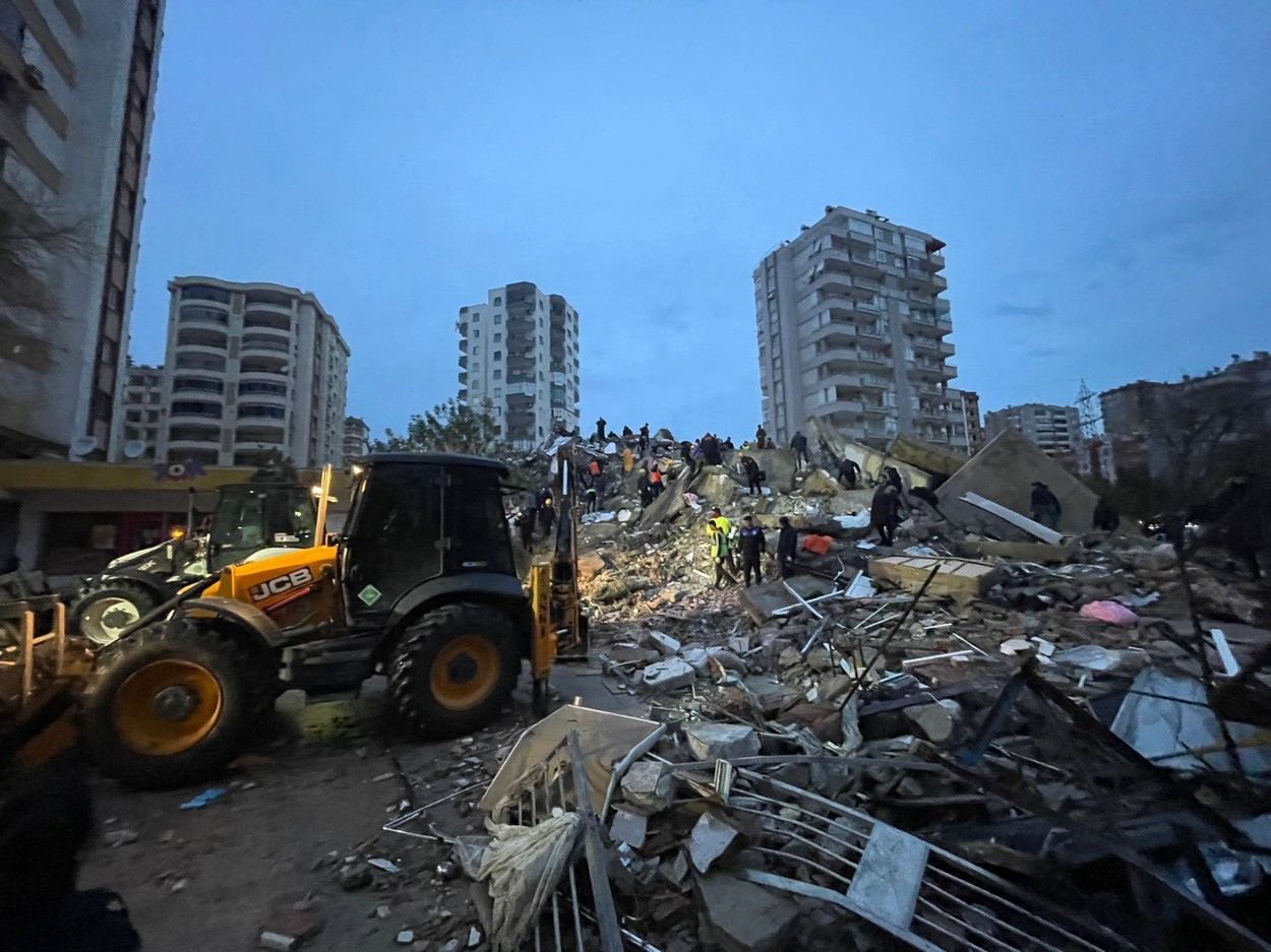 Cutremur de 7,8 în Turcia și Siria. Bilanț uriaș al victimelor. Vremea rea, obstacol pentru salvatori VIDEO și GALERIE FOTO - Imaginea 5