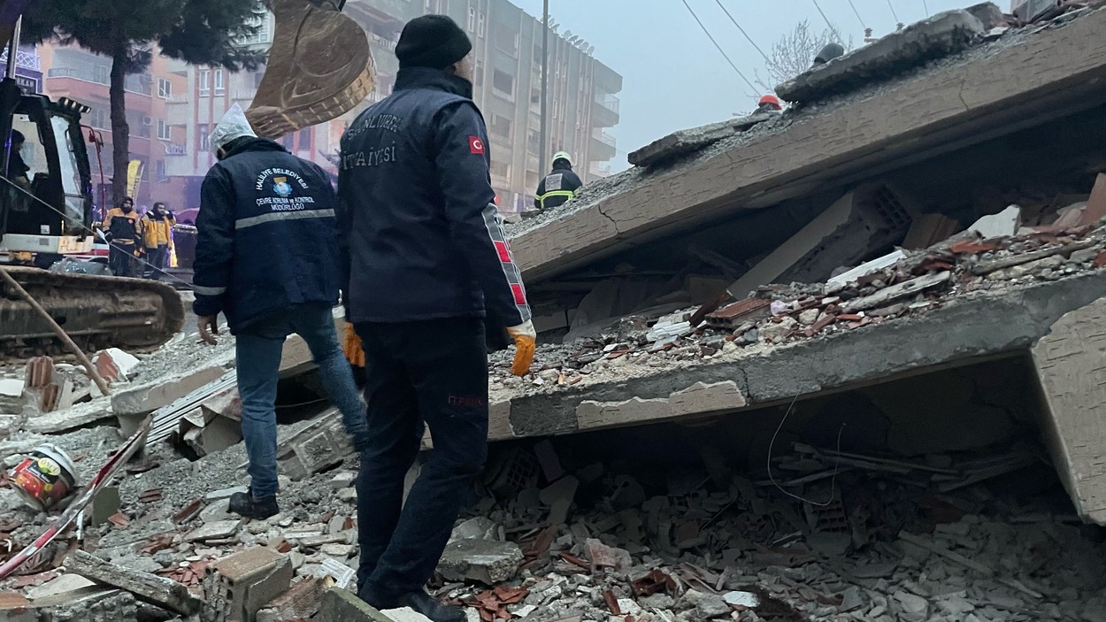 Cutremur de 7,8 în Turcia și Siria. Bilanț uriaș al victimelor. Vremea rea, obstacol pentru salvatori VIDEO și GALERIE FOTO - Imaginea 9