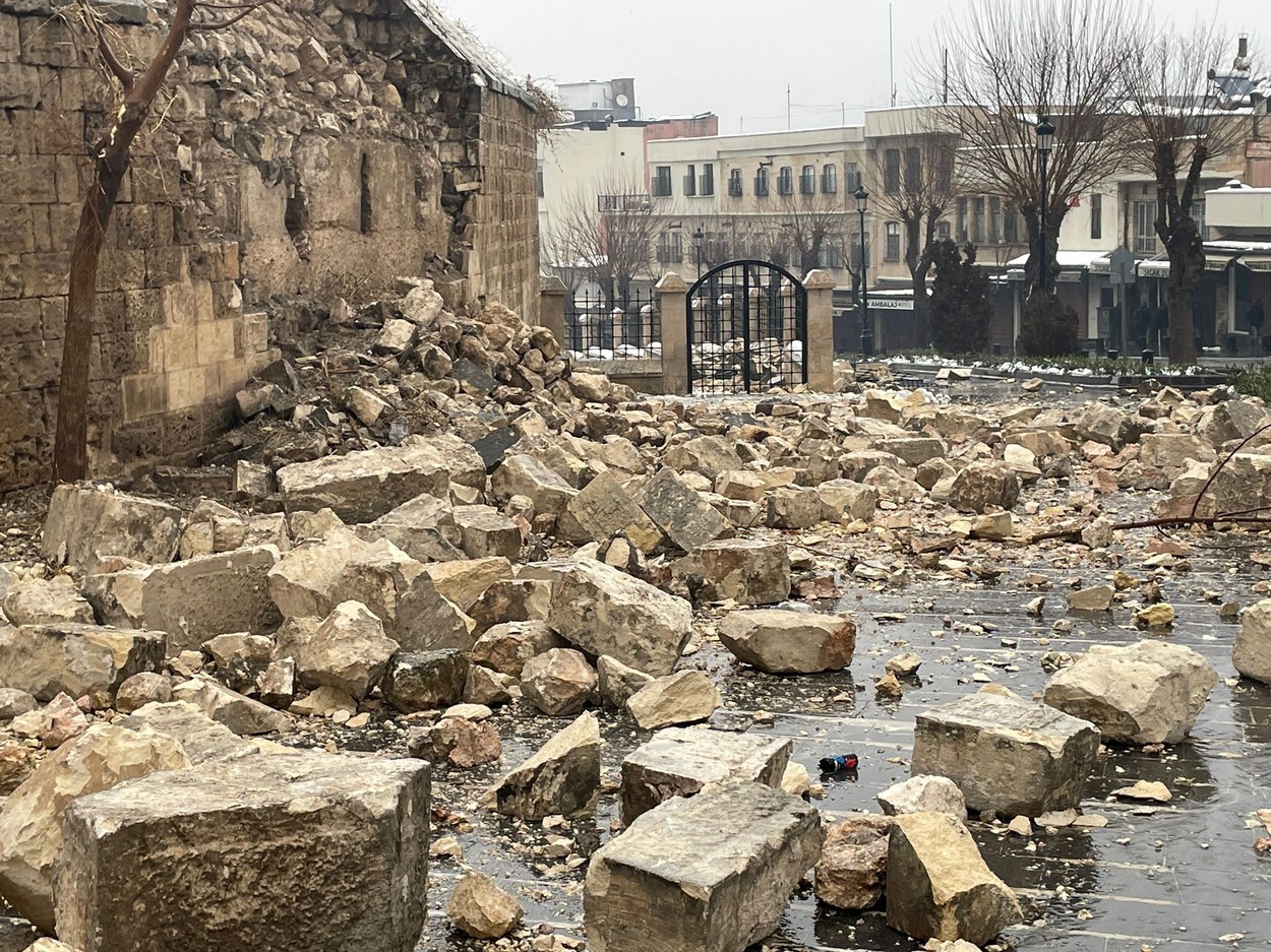 Un castel construit acum peste 2.200 ani a fost distrus de cutremurul din Turcia. GALERIE FOTO și VIDEO - Imaginea 4