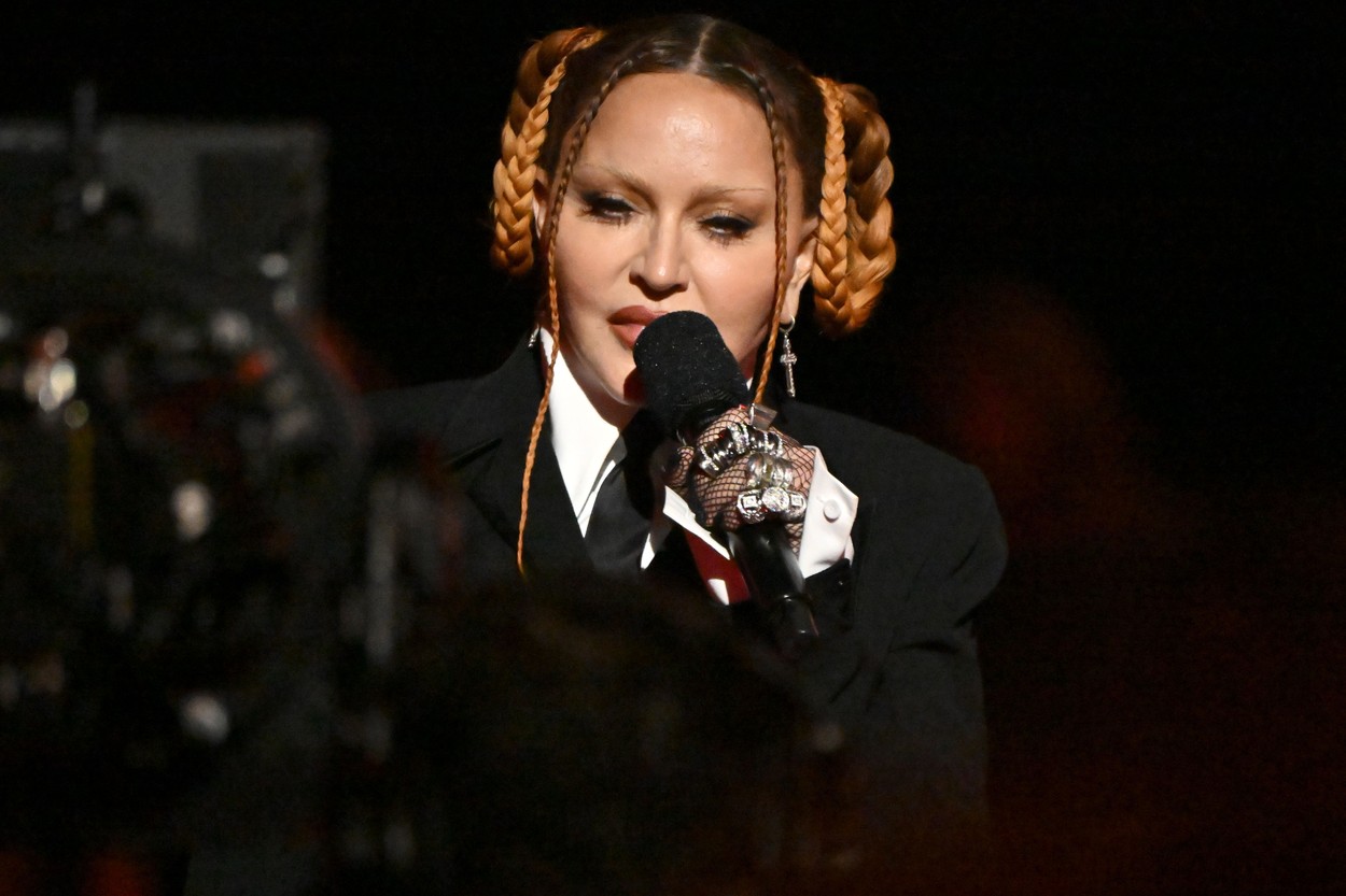 Mesajul tranșant transmis de Madonna, după ce a fost criticată pentru apariția de la Grammy. „Nu-mi veți rupe sufletul” - Imaginea 4