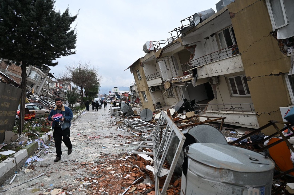 Cutremure devastatoare în Turcia și Siria. Peste 7.300 de morți și zeci de mii de răniți. GALERIE FOTO și VIDEO - Imaginea 33
