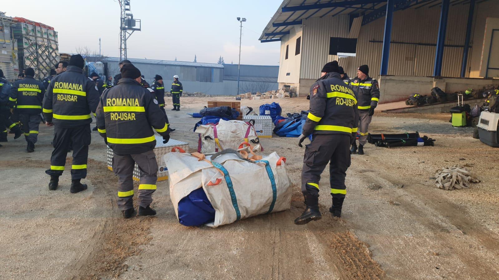 Echipa de sprijin din România, formată din personal de căutare-salvare, medici şi asistenţi SMURD, a ajuns în provincia Hatay - Imaginea 2