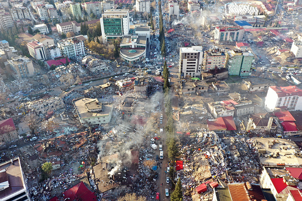 Erdogan a decretat stare de urgență în zece orașe turcești, după cutremurele devastatoare. GALERIE FOTO - Imaginea 2